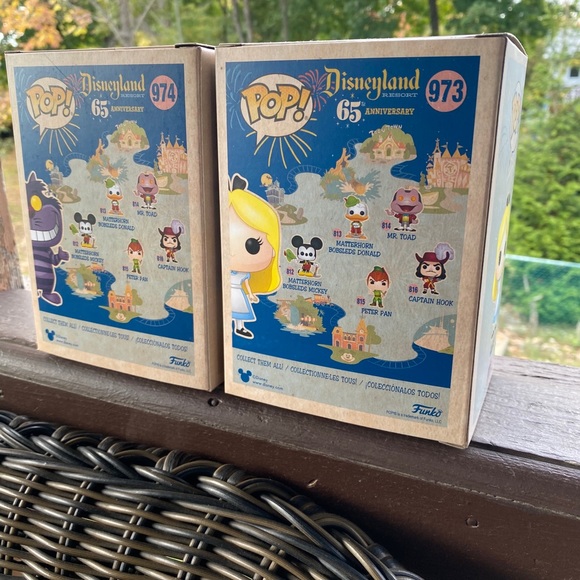 Disney Alice & Wonderland Cheshire Cat MAD Hatter - Picture 5 of 11